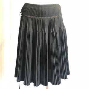 3.1 Phillip Lim knife pleat knee length skirt sz 2